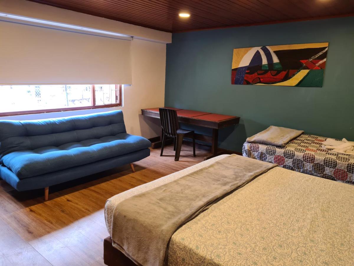 Acogedor Hostal Usaquen La Parada Del Tren Богота Екстер'єр фото
