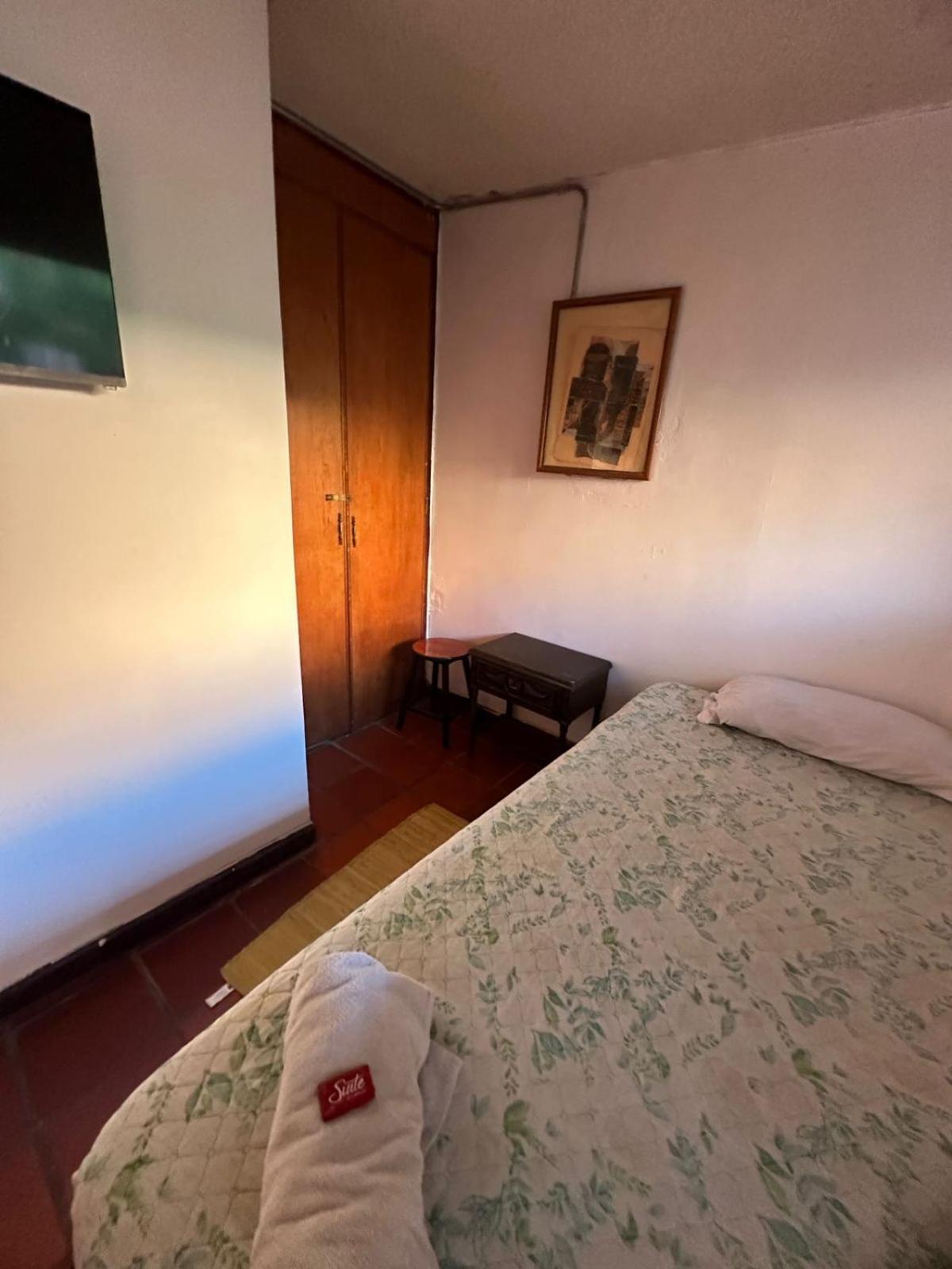 Acogedor Hostal Usaquen La Parada Del Tren Богота Екстер'єр фото