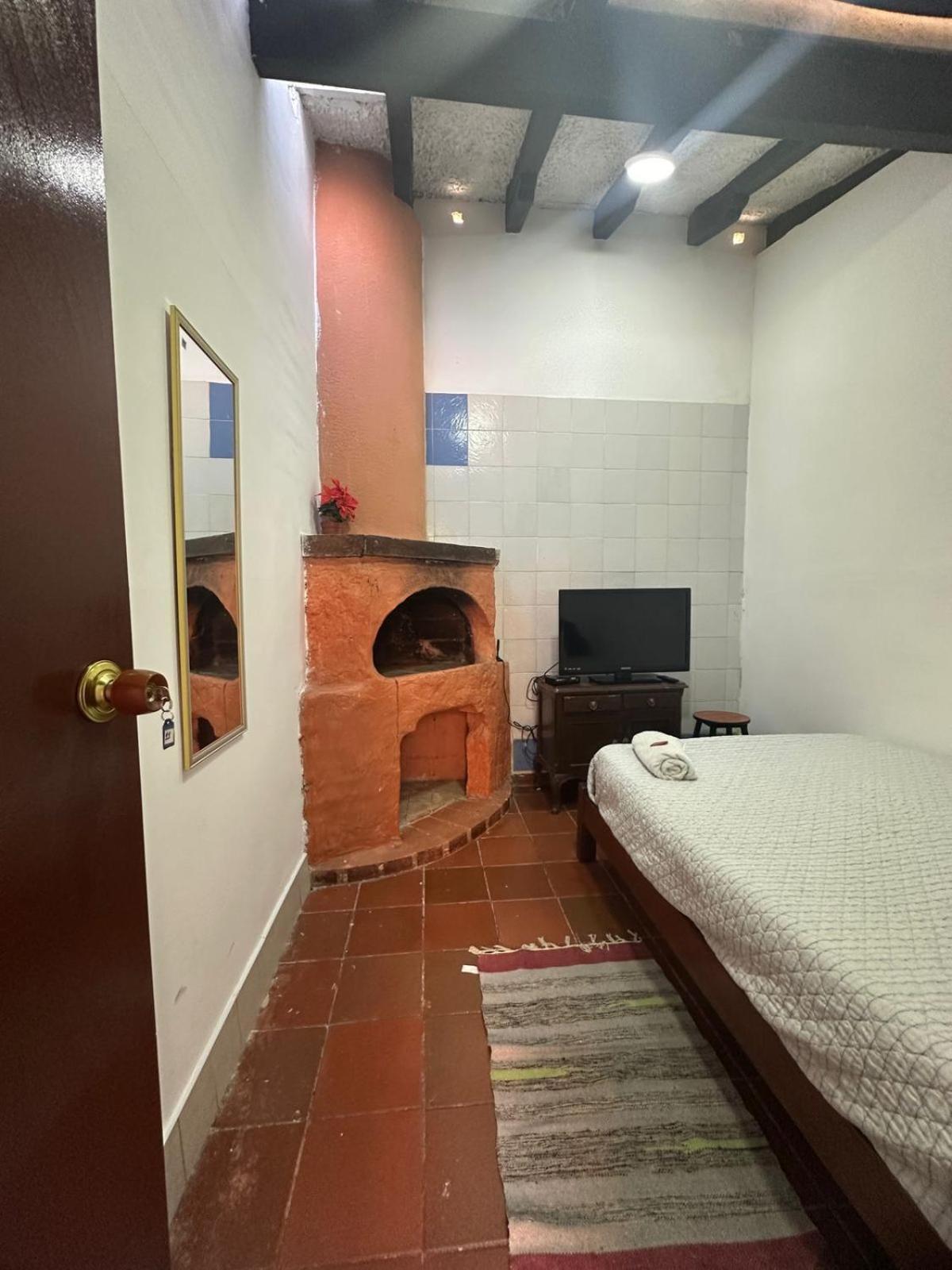 Acogedor Hostal Usaquen La Parada Del Tren Богота Екстер'єр фото